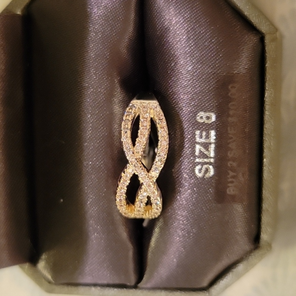 Dillards silver ring size 8
